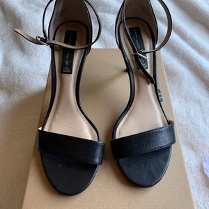 Steven Madden kitten black strappy heels